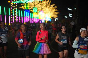 BIB: 45280, 5012, 78410, 3711
                            <button type="button" onclick="openModal(22909175)" class="btn btn-primary btn-sm float-right btn-popup" data-toggle="modal" data-target=".modal-high-quality">
                        <i class="fas fa-shopping-cart"></i> Add to Cart
                    </button>
                                            <button type="button" onclick="isThisMe(22909175, true)" class="btn btn-success btn-sm float-right btn-popup btn-isme hidden" data-toggle="tooltip" data-placement="bottom" title="นี่คือรูปของคุณใช่ไหม คลิกที่นี่เพื่อเอาเข้าอัลบั้ม">
                        <i class="fas fa-plus"></i> Add to album
                    </button>
                    <button type="button" onclick="isThisMe(22909175, false)" class="btn btn-warning btn-sm float-right btn-popup btn-isnotme hidden">
                        <i class="fas fa-ban"></i> Remove from album
                    </button>